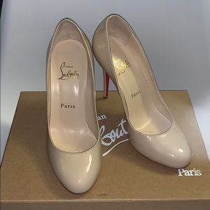 Christian Louboutin simple nude patent pumps
